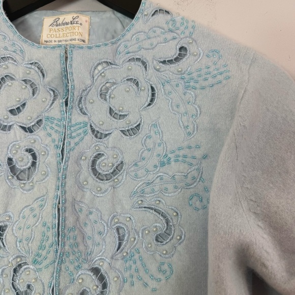 Vintage Barbara Lee Passport Collection Lambswool Hand Decorated Cardigan - Picture 4 of 16